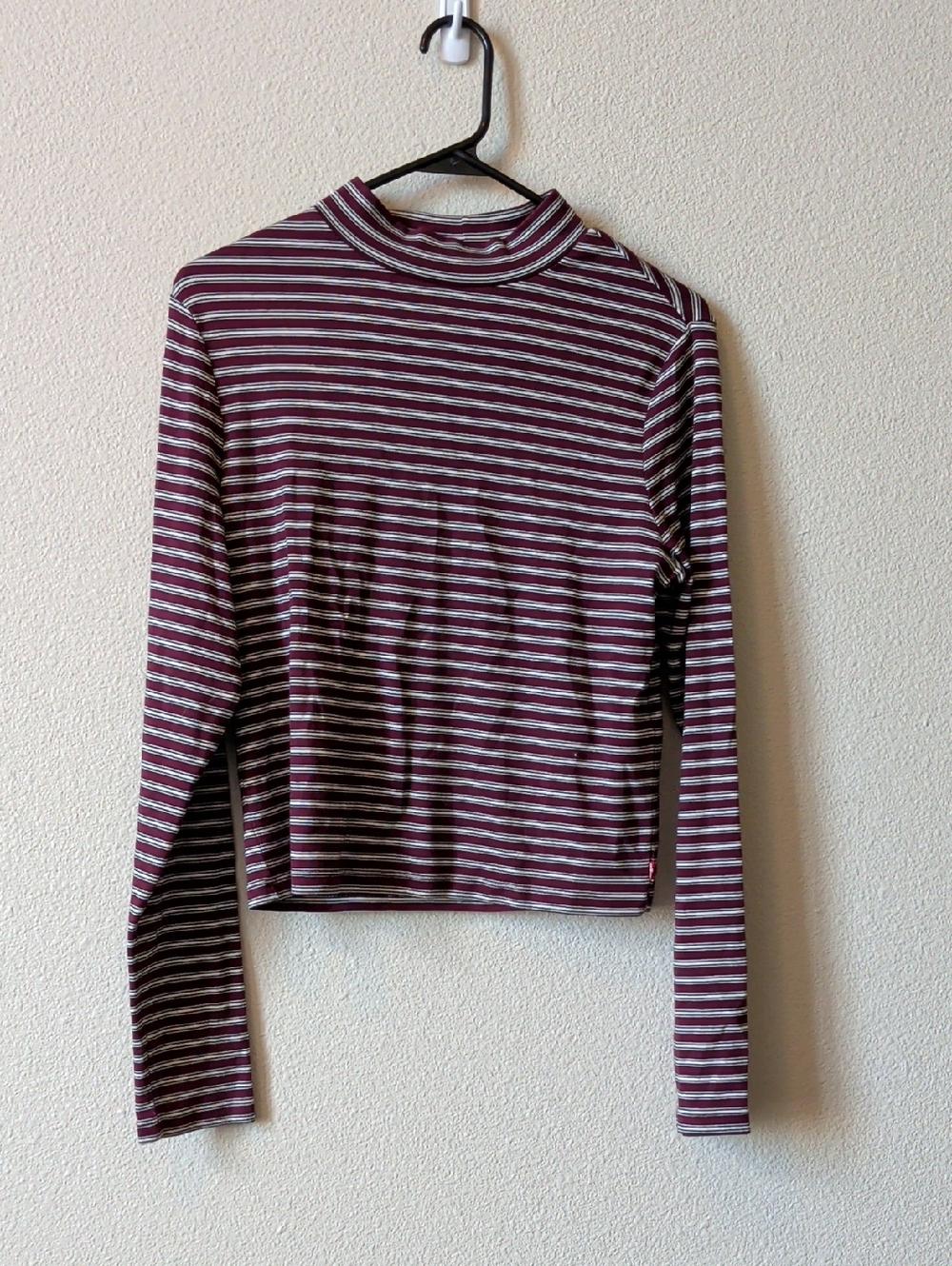Levi's Burgundy & White Striped Long-Sleeve Mock Neck Top
